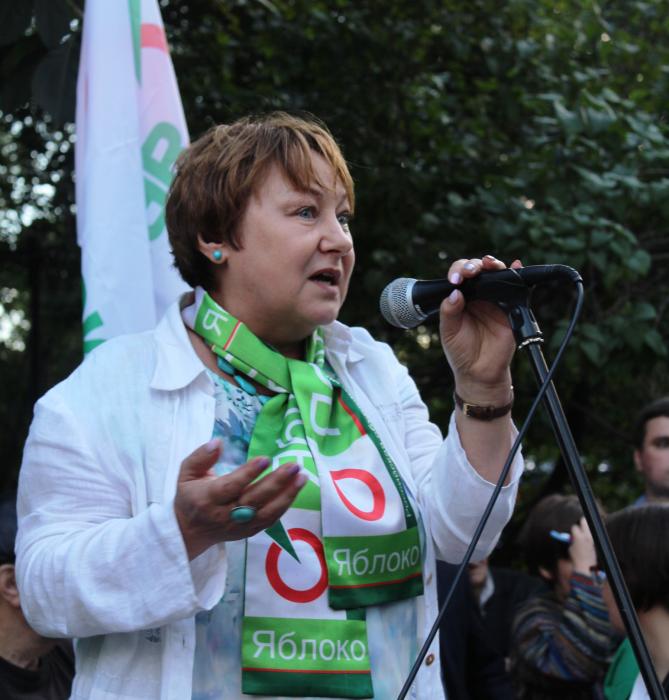 Галина Михалева на Митинге против вырубки парков