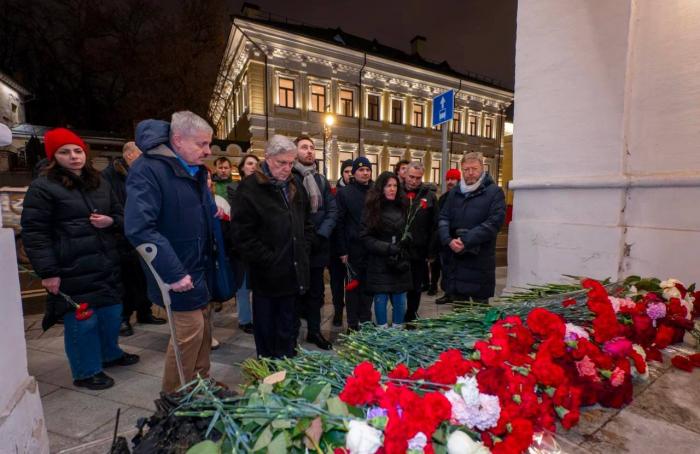 Акция памяти Станислава Маркелова и Анастасии Бабуровой